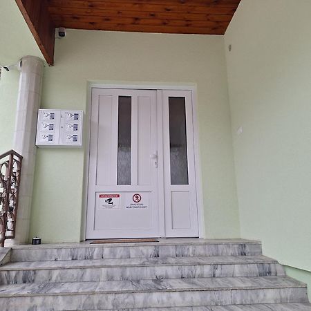 Apartmanovy Dom Stummerova Topoľčany Eksteriør bilde